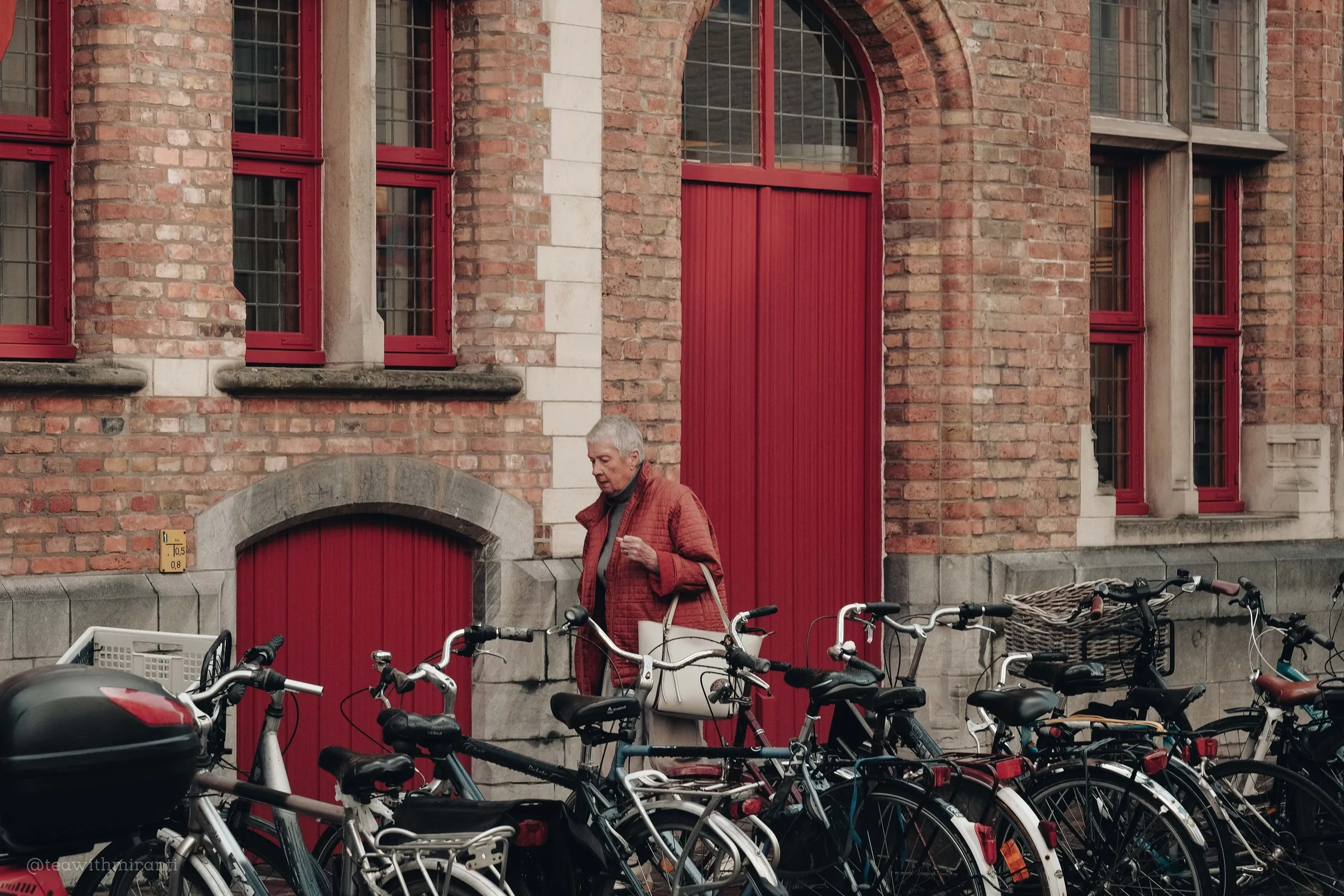 Travel: Bruges, frame 25