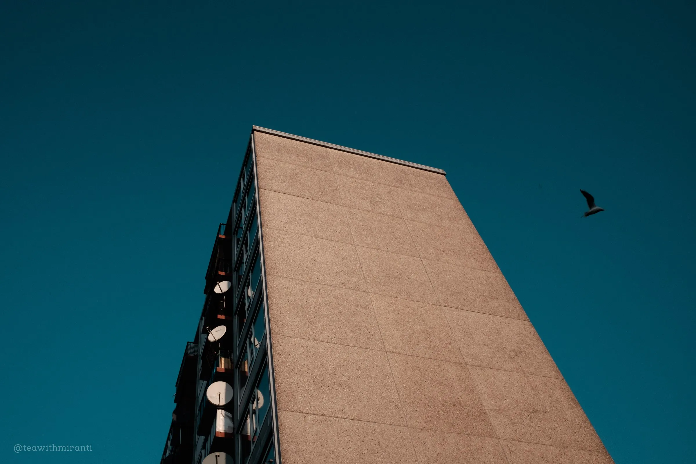 Travel: Utrecht Overvecht, frame 2